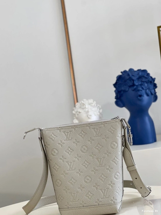 First bags ru reviews LOUIS PM CRUISER VUITTON HOBO 0802